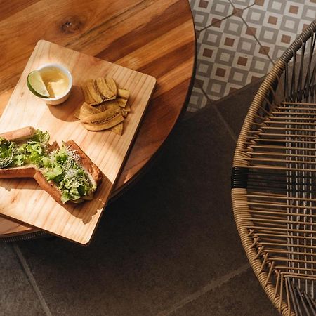 Flore Hostel Antigua Ngoại thất bức ảnh