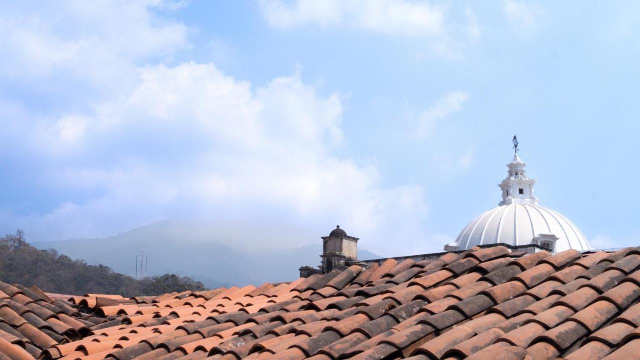Flore Hostel Antigua Ngoại thất bức ảnh
