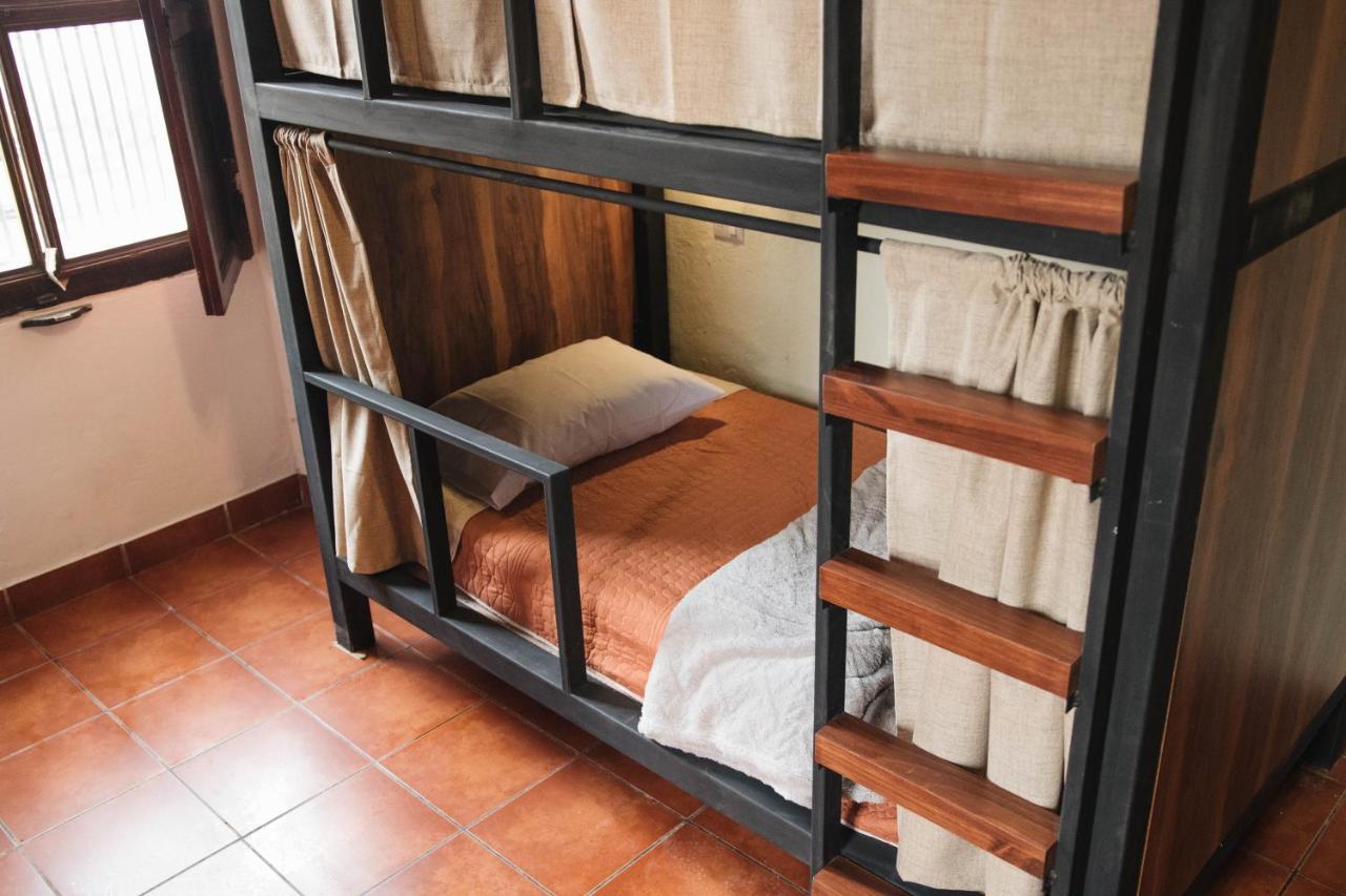 Flore Hostel Antigua Ngoại thất bức ảnh