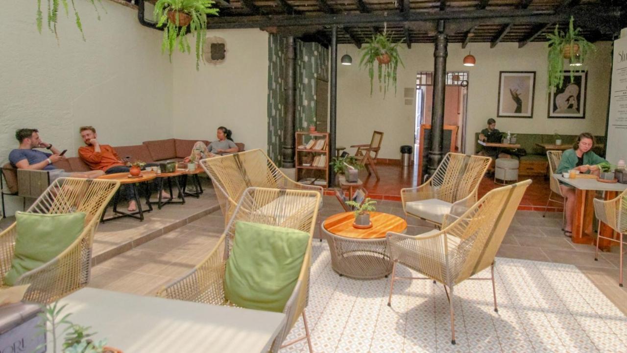 Flore Hostel Antigua Ngoại thất bức ảnh
